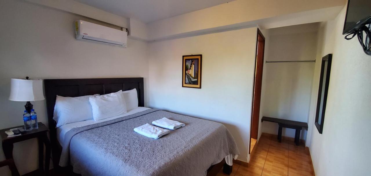 Hotel & Restaurant Fleur De Lis Concepcion de Ataco Bagian luar foto